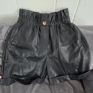 Noize Black High Waist Vegan Leather Shorts S/P